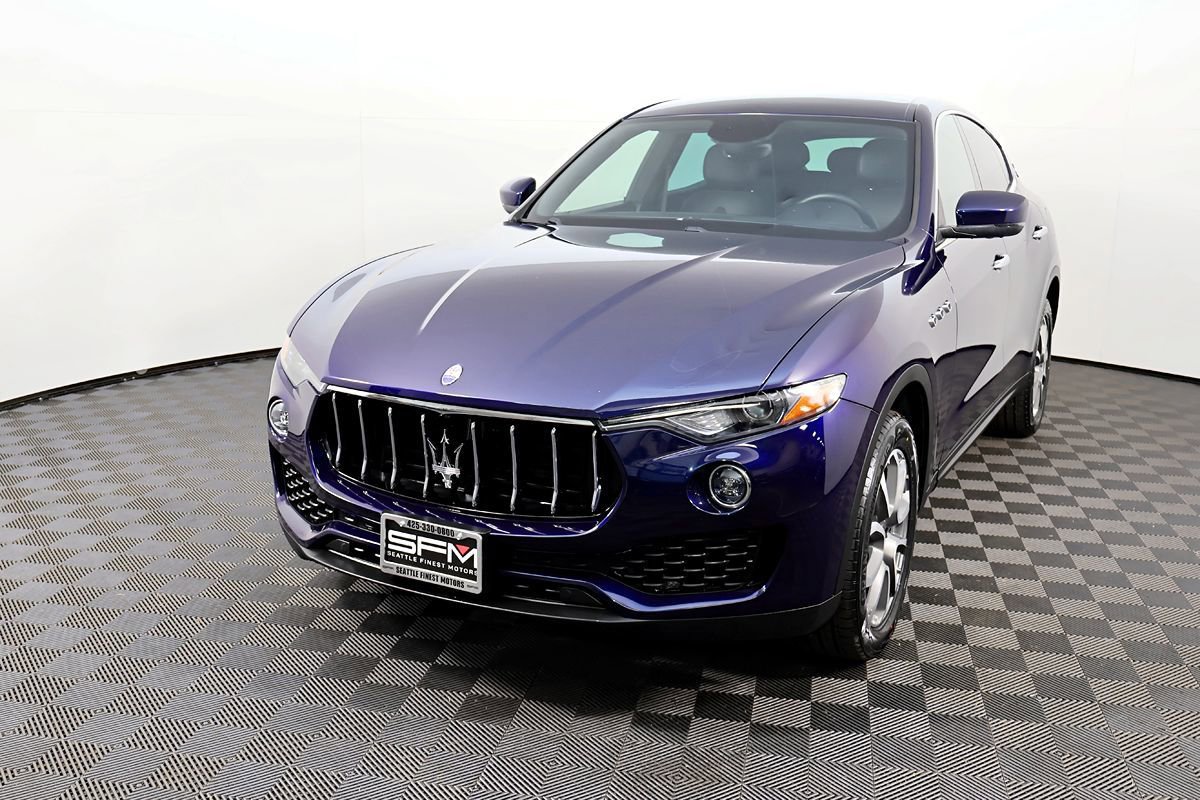 Used 2017 Maserati Levante AWD/4WD image 3