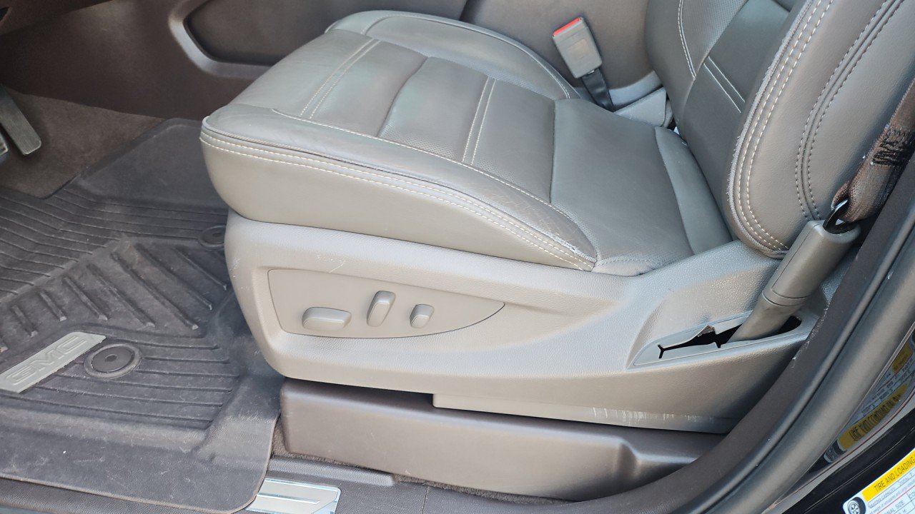 Used 2019 GMC Yukon XL Denali w/ Denali Ultimate Package RWD image 11