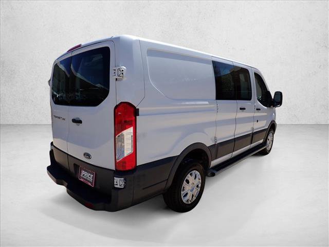 Used 2015 Ford Transit 250 130 Low Roof w/ Exterior Upgrade Package image 3