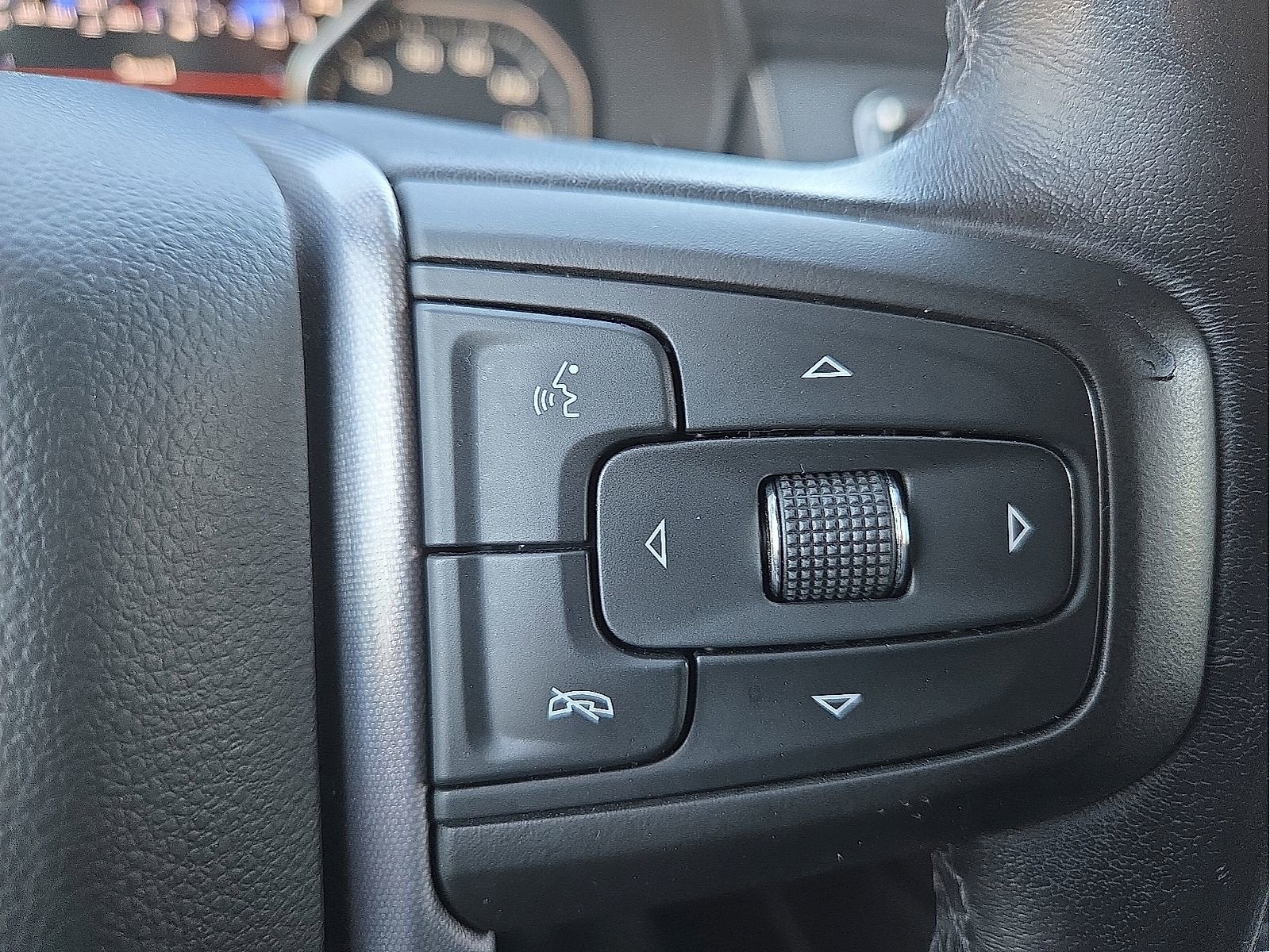 Used 2021 GMC Yukon XL SLT image 19