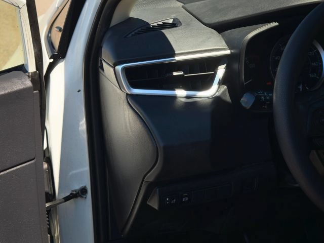 Used 2020 Toyota Corolla LE FWD image 16