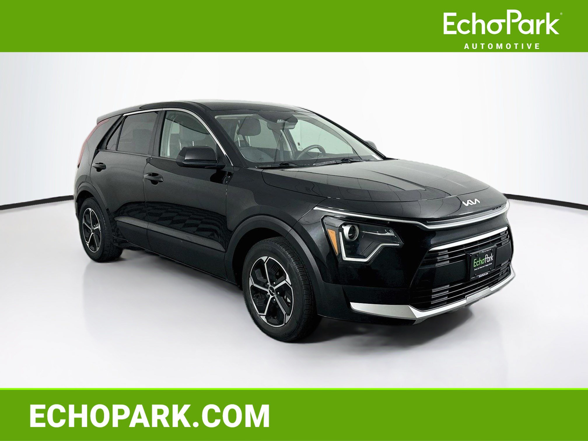 Used 2023 Kia Niro LX FWD image 1