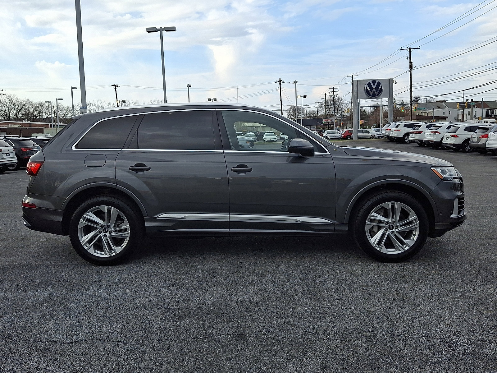Used 2021 Audi Q7 3.0T Premium Plus w/ Executive Package image 7