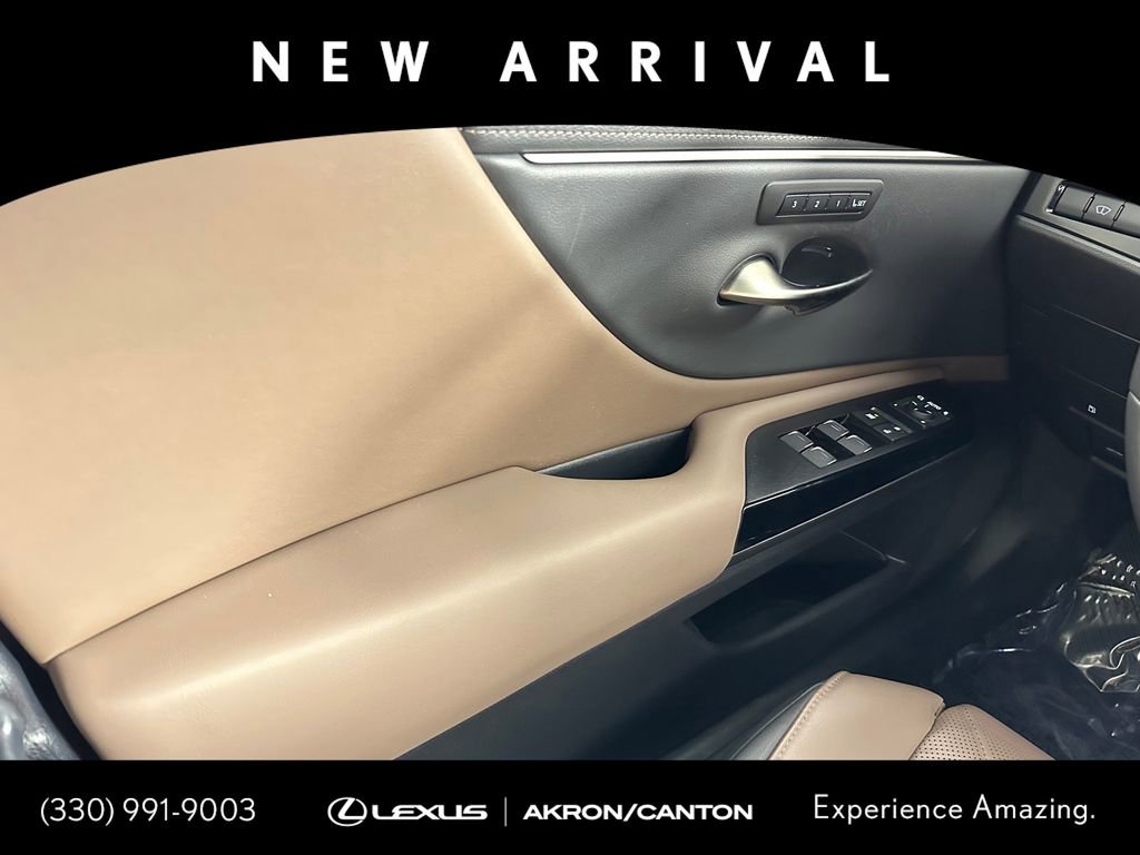 Used 2023 Lexus ES 350 Luxury w/ Accessory Package (Z1) image 34