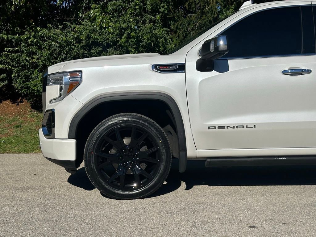 Used 2021 GMC Sierra 1500 Denali w/ Driver Alert Package II AWD/4WD image 9