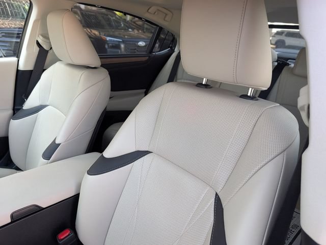 Used 2024 Lexus ES 350 Ultra Luxury w/ Accessory Package (Z1) FWD image 10