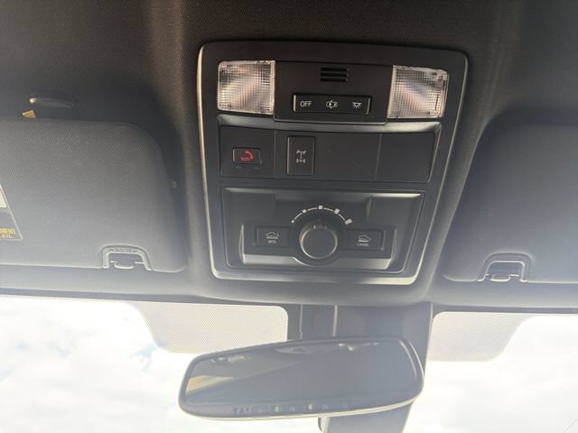 Certified 2023 Toyota Tacoma TRD Off-Road w/ Advanced Technology Package AWD/4WD image 39