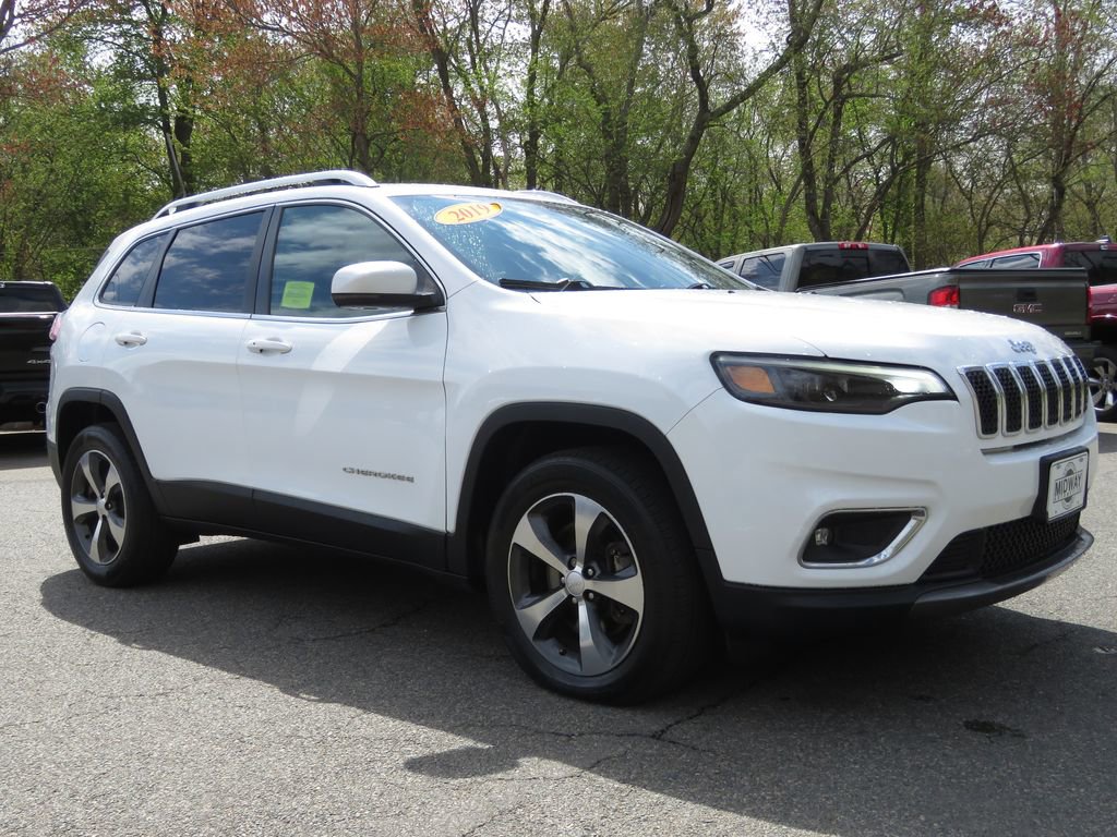 Used 2019 Jeep Cherokee Limited AWD/4WD image 3