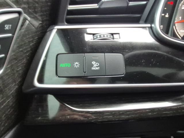 Used 2021 Audi Q7 3.0T Premium Plus AWD/4WD image 31