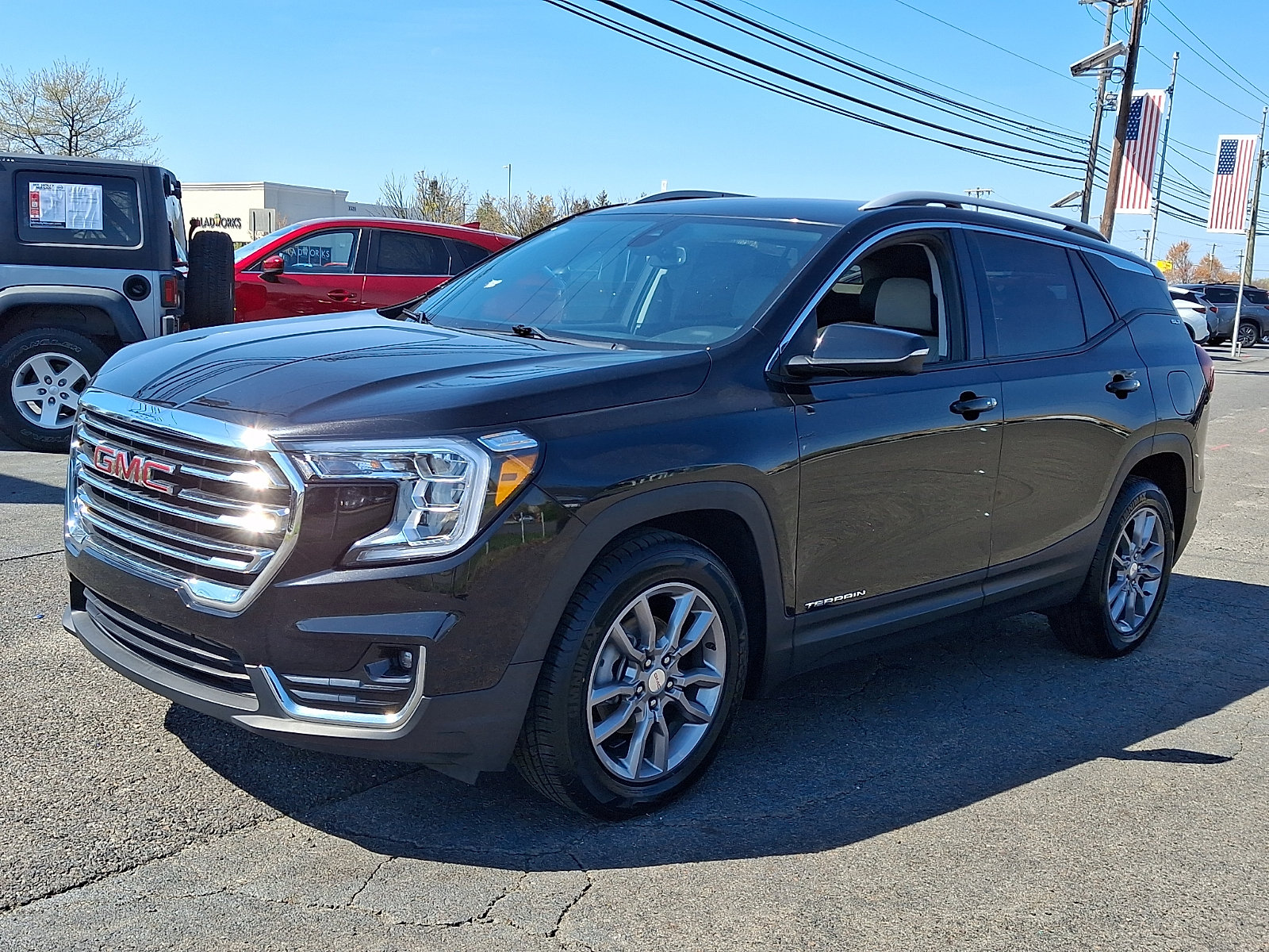 Used 2024 GMC Terrain SLT FWD image 3