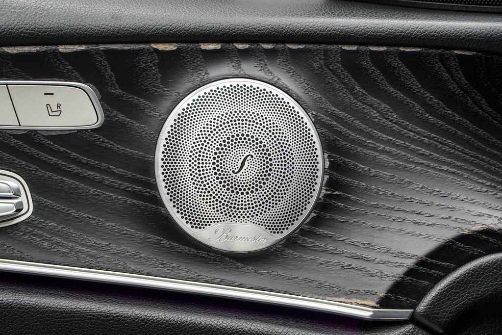 Used 2019 Mercedes-Benz E 300 image 34