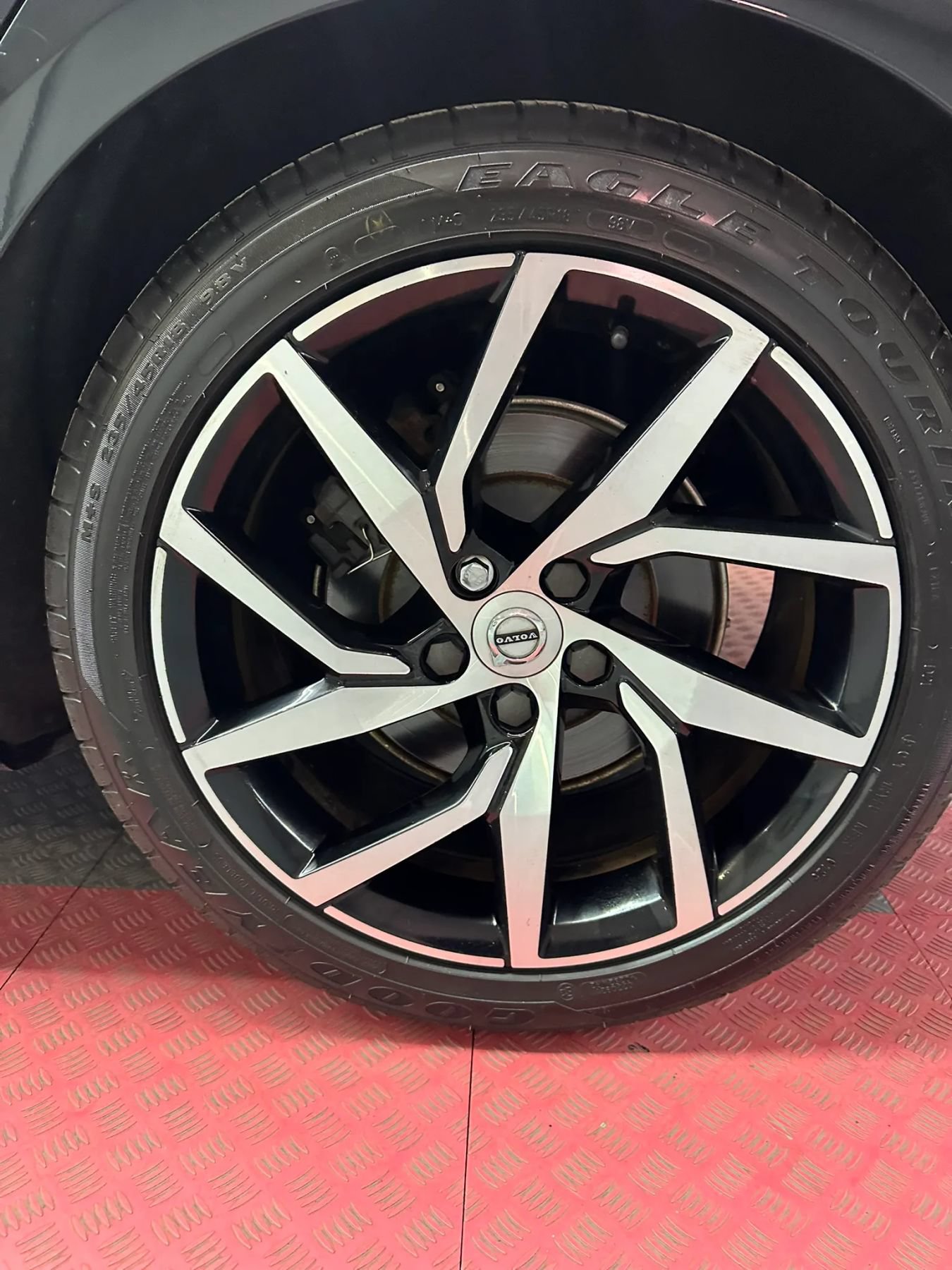 Used 2020 Volvo S60 T5 Momentum w/ Protection Package Premier FWD image 40