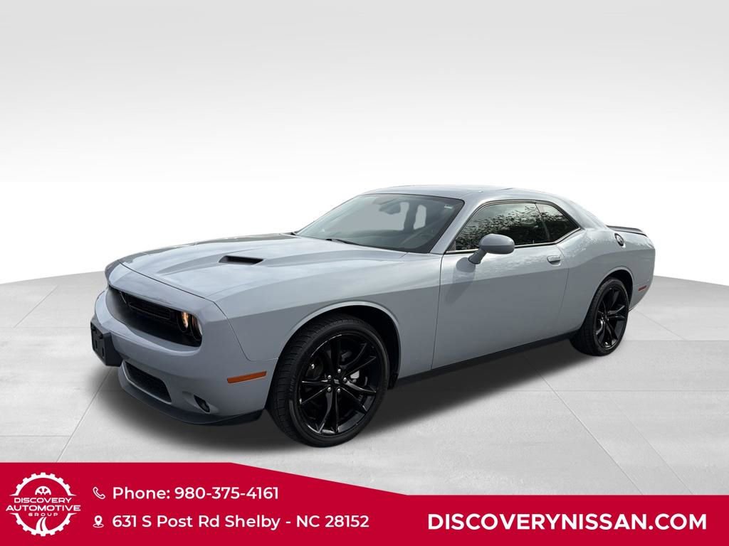 Used 2022 Dodge Challenger SXT w/ Blacktop Package image 1