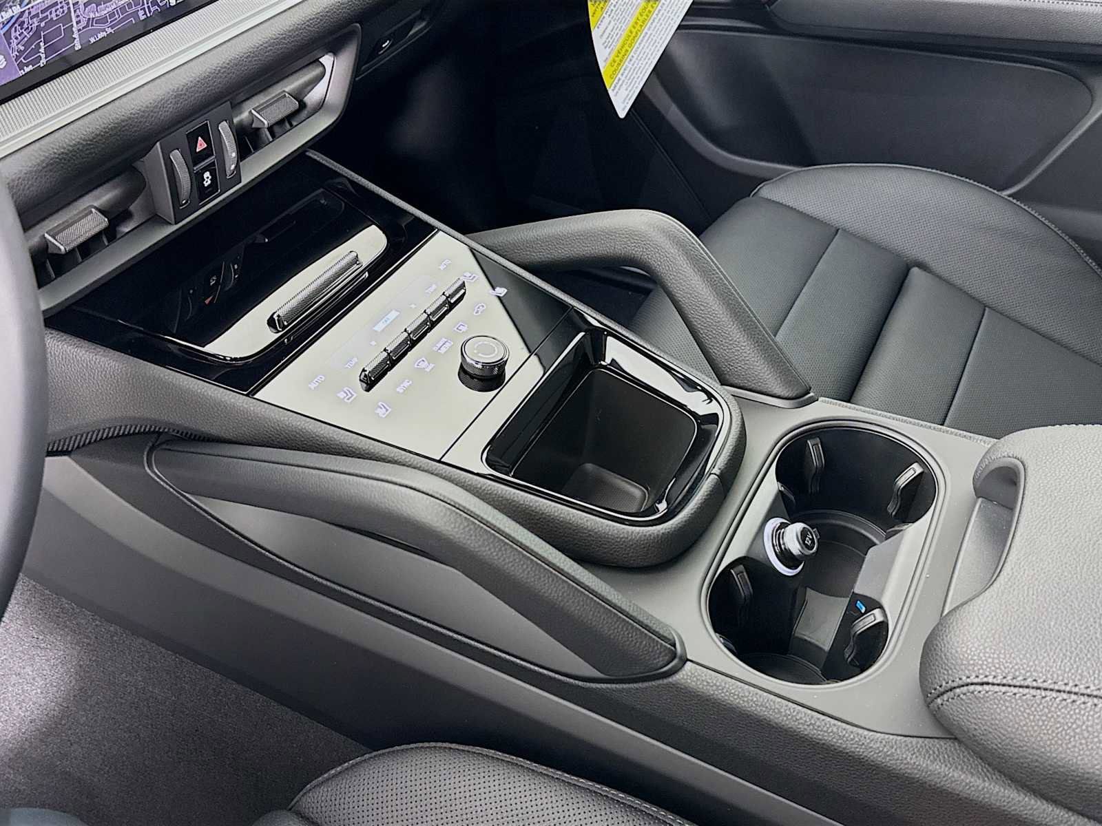 New 2026 Porsche Cayenne E-Hybrid image 21