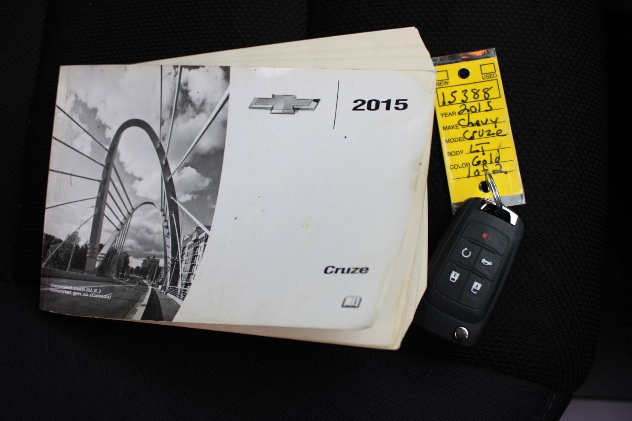 Used 2015 Chevrolet Cruze LT image 49