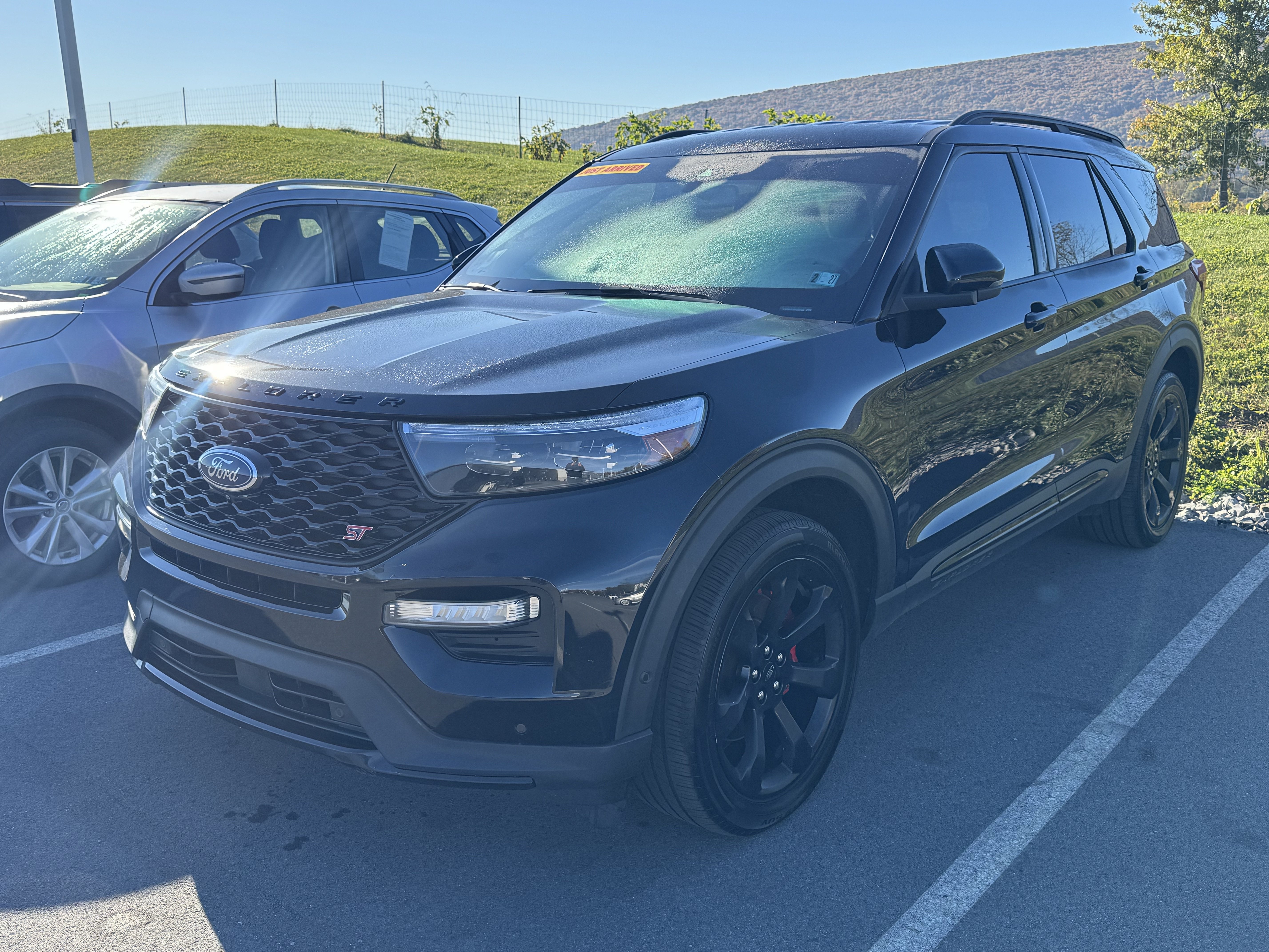 Used 2021 Ford Explorer ST w/ ST Street Pack AWD/4WD image 3