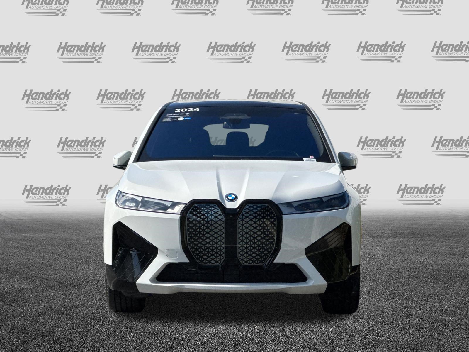 Certified 2024 BMW iX xDrive50 w/ Sport Package AWD/4WD image 10