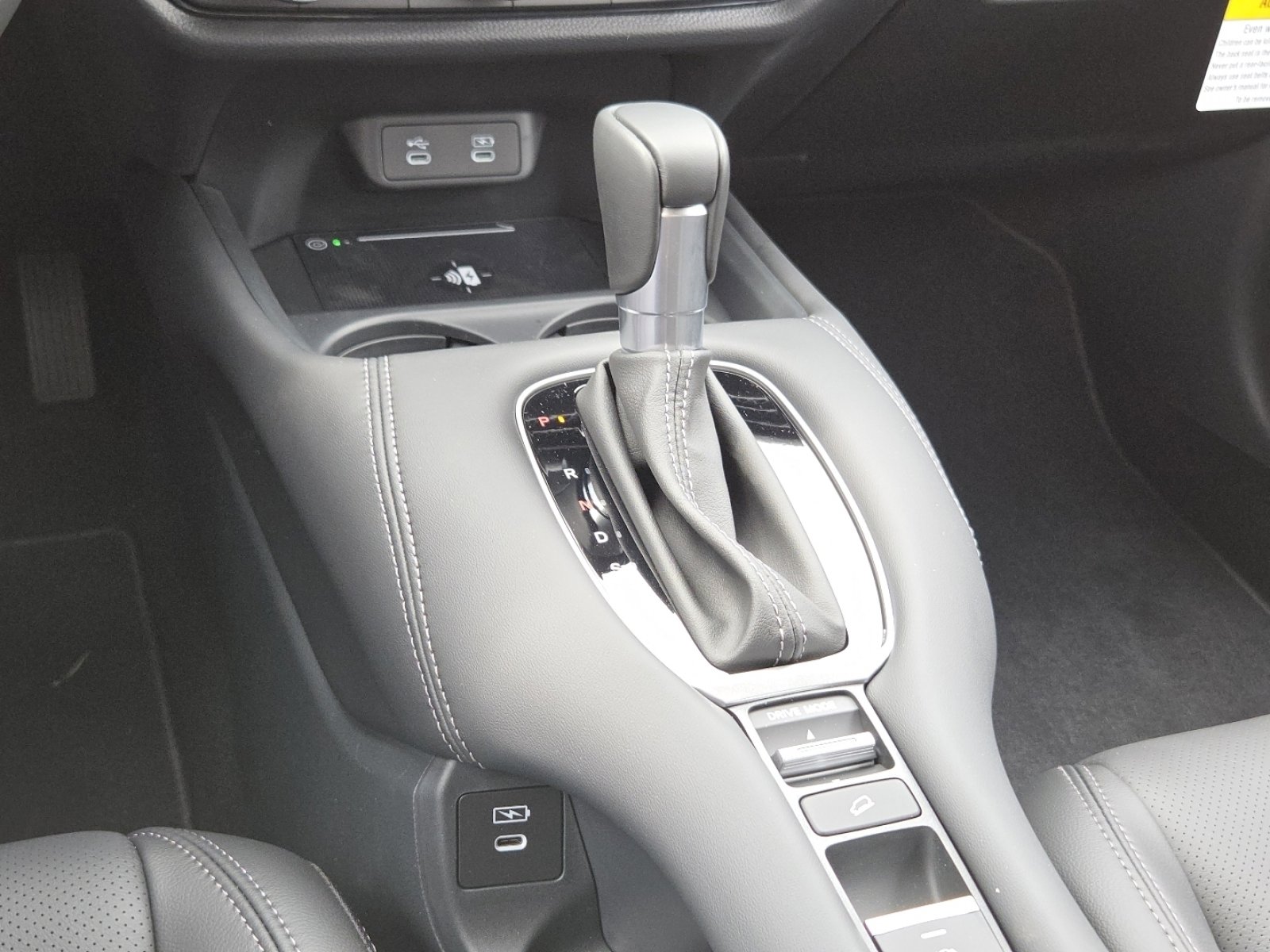 New 2026 Honda HR-V EX-L image 30