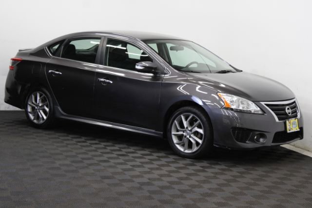 Used 2015 Nissan Sentra SR w/ Navigation Package FWD image 1