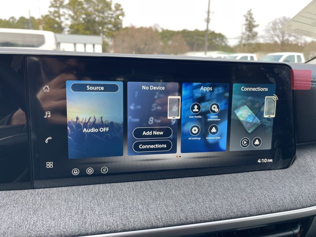 New 2026 Nissan Kicks SV w/ SV Premium Package image 8