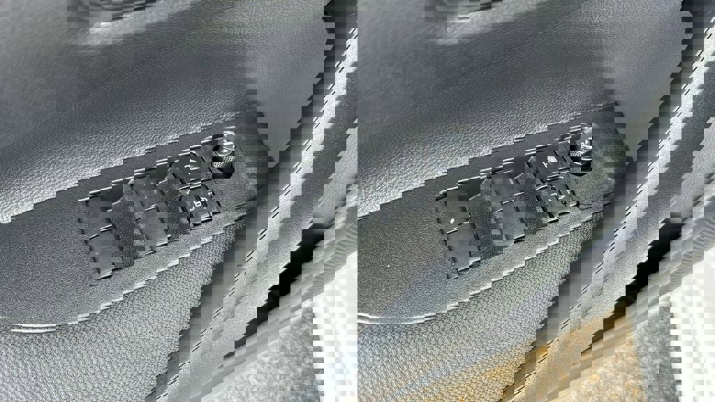 New 2026 Toyota Corolla LE FWD image 15