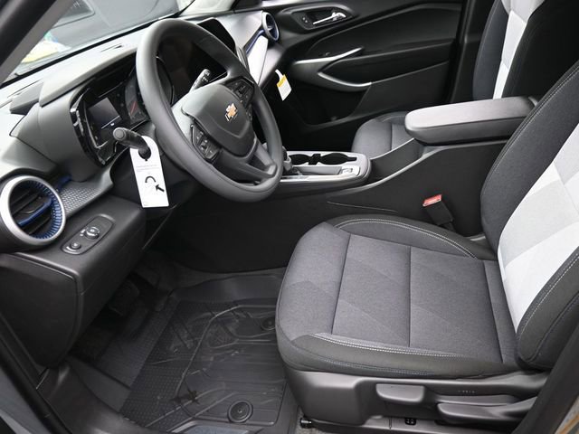 New 2026 Chevrolet Trax LS image 8