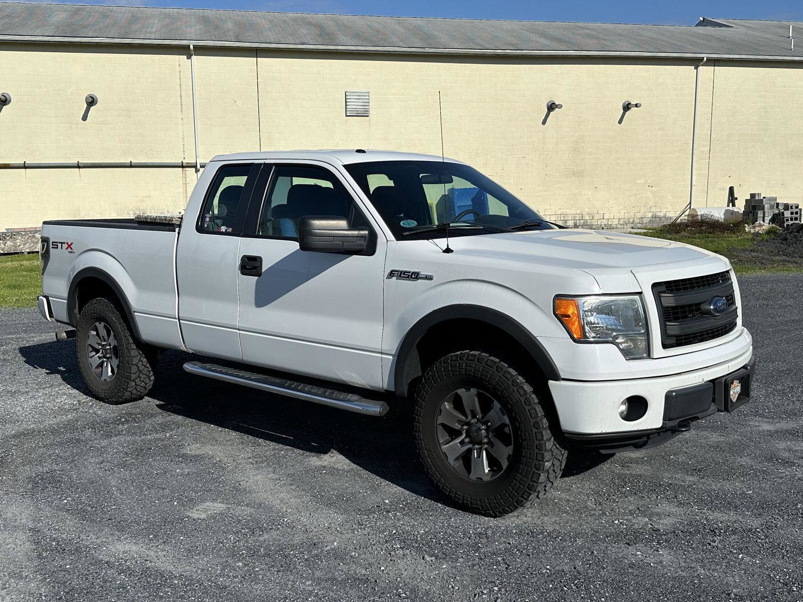 Used 2013 Ford F150 STX w/ Mid Equipment Group AWD/4WD image 2