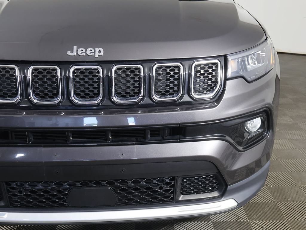 Used 2023 Jeep Compass Limited AWD/4WD image 14