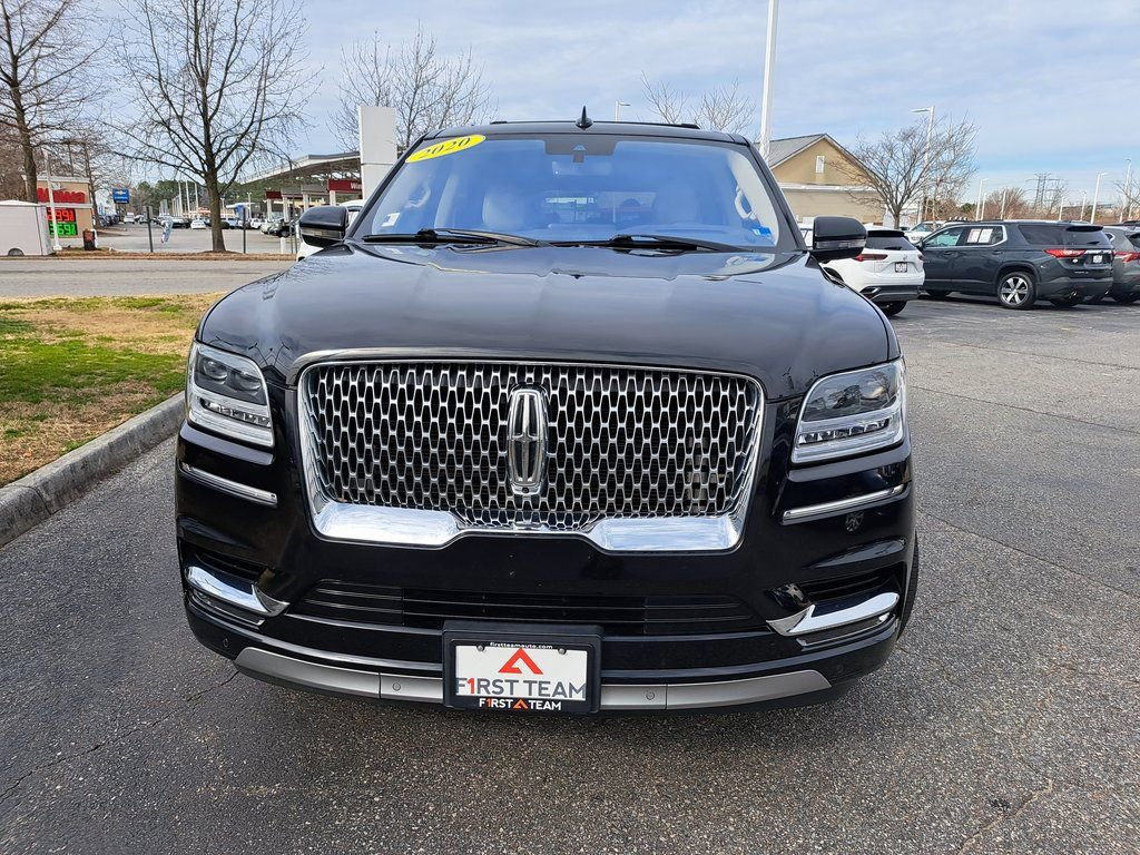 Used 2020 Lincoln Navigator L Reserve w/ Luxury Package image 3