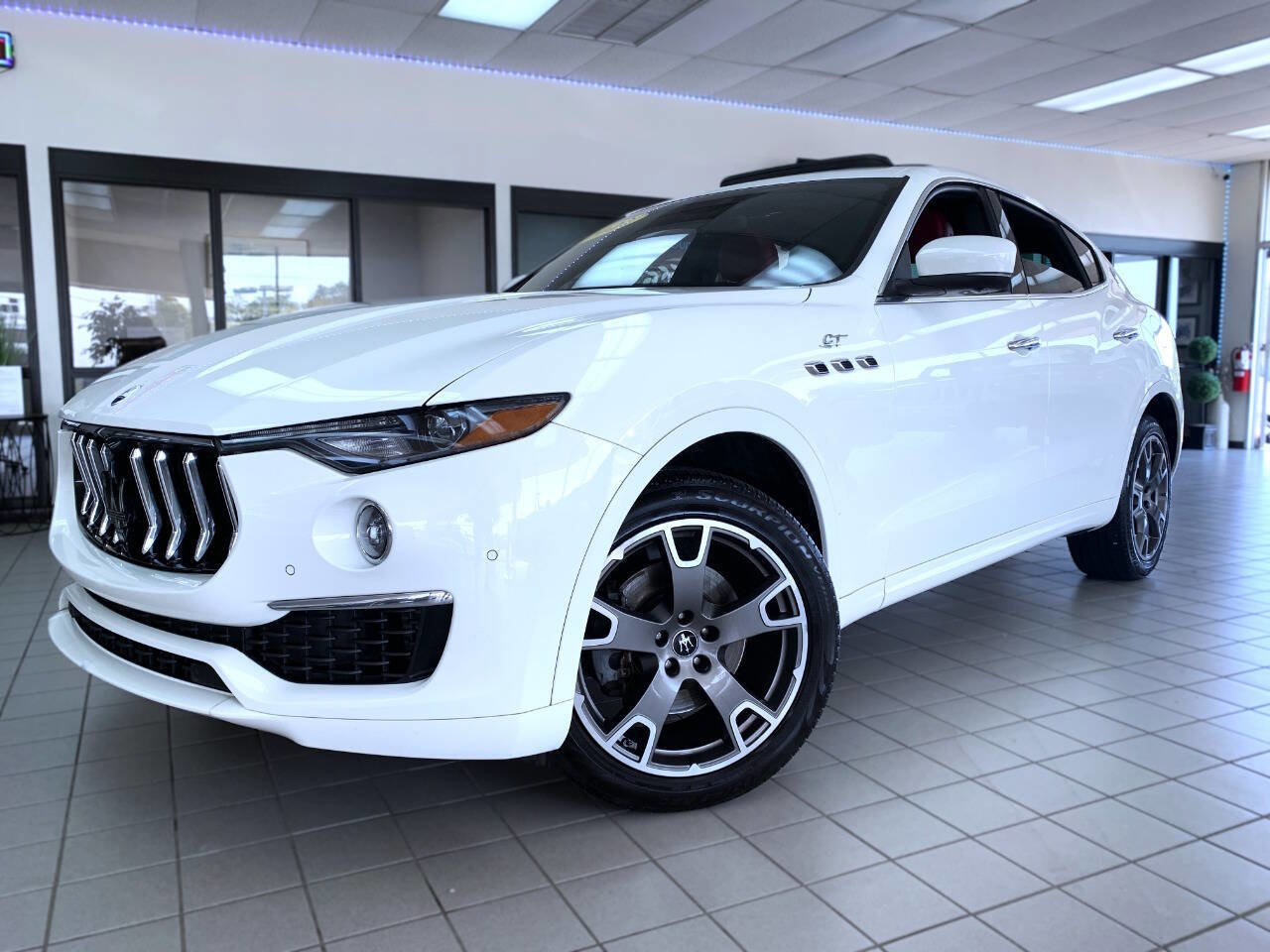 Used 2022 Maserati Levante GT image 2