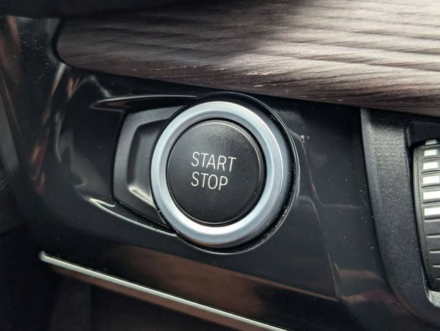 Used 2017 BMW X5 xDrive40e AWD/4WD image 33