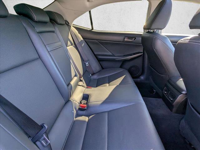 Used 2018 Lexus IS 300 RWD image 19
