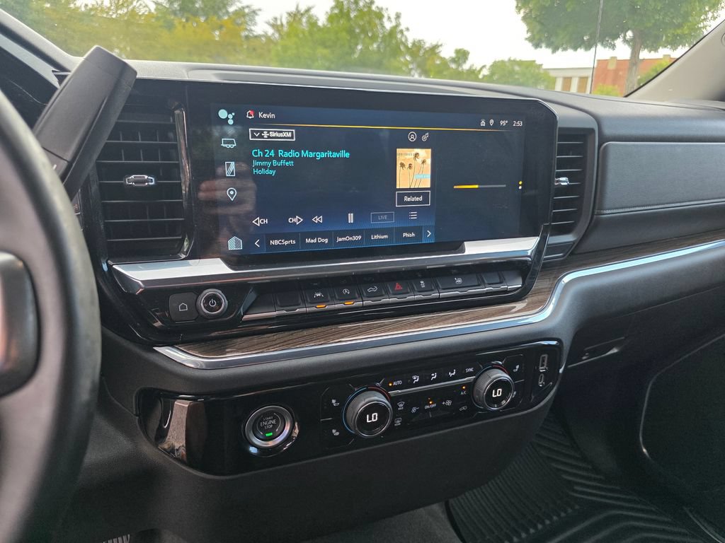 Certified 2024 Chevrolet Silverado 1500 RST AWD/4WD image 17