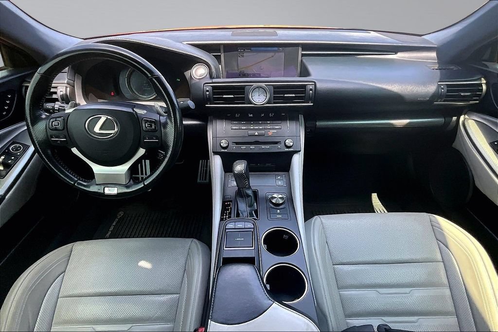 Used 2016 Lexus RC 200t RWD image 16