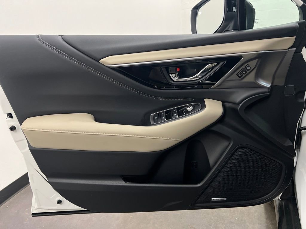 Certified 2025 Subaru Outback Limited image 12