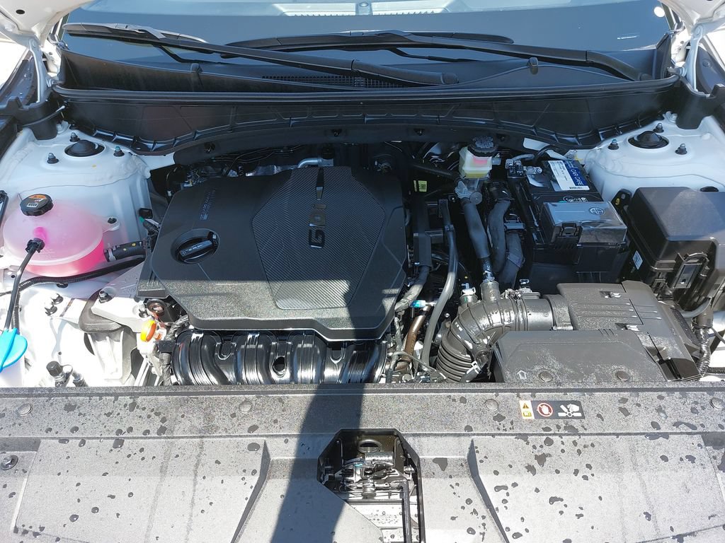Certified 2025 Hyundai Santa Cruz SEL FWD image 32