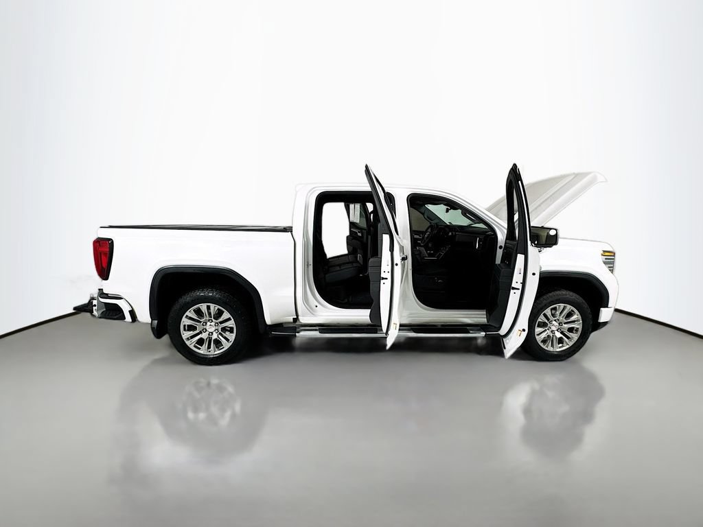 Used 2023 GMC Sierra 1500 Denali w/ Technology Package AWD/4WD image 31