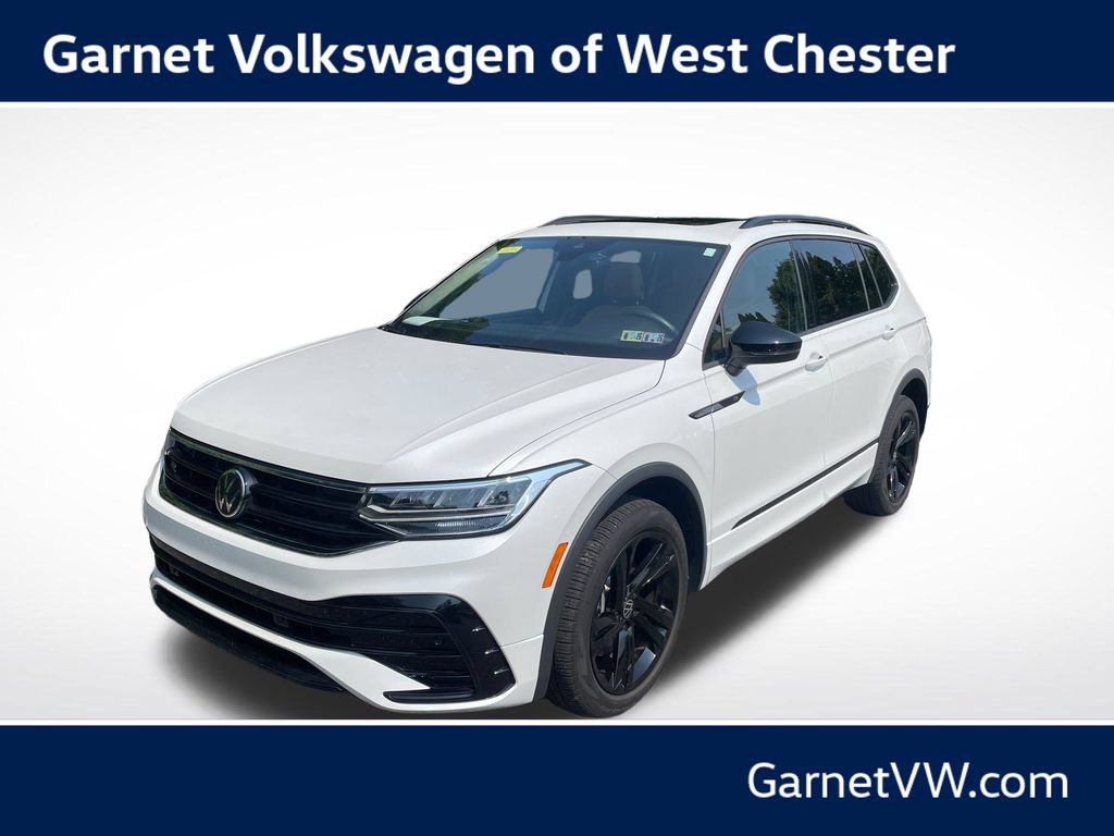 Used 2023 Volkswagen Tiguan SE R-Line AWD/4WD image 1
