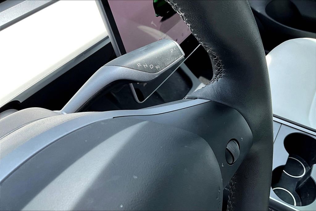 Used 2023 Tesla Model 3 Standard Range RWD image 15