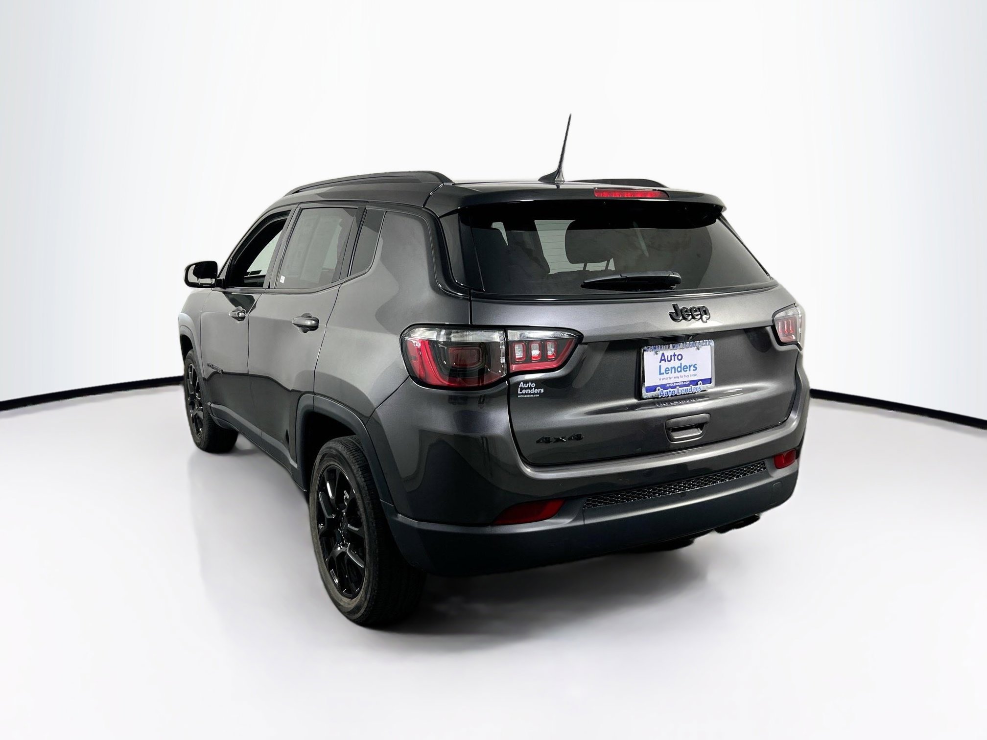 Used 2022 Jeep Compass Altitude w/ Sun and Sound Group image 7