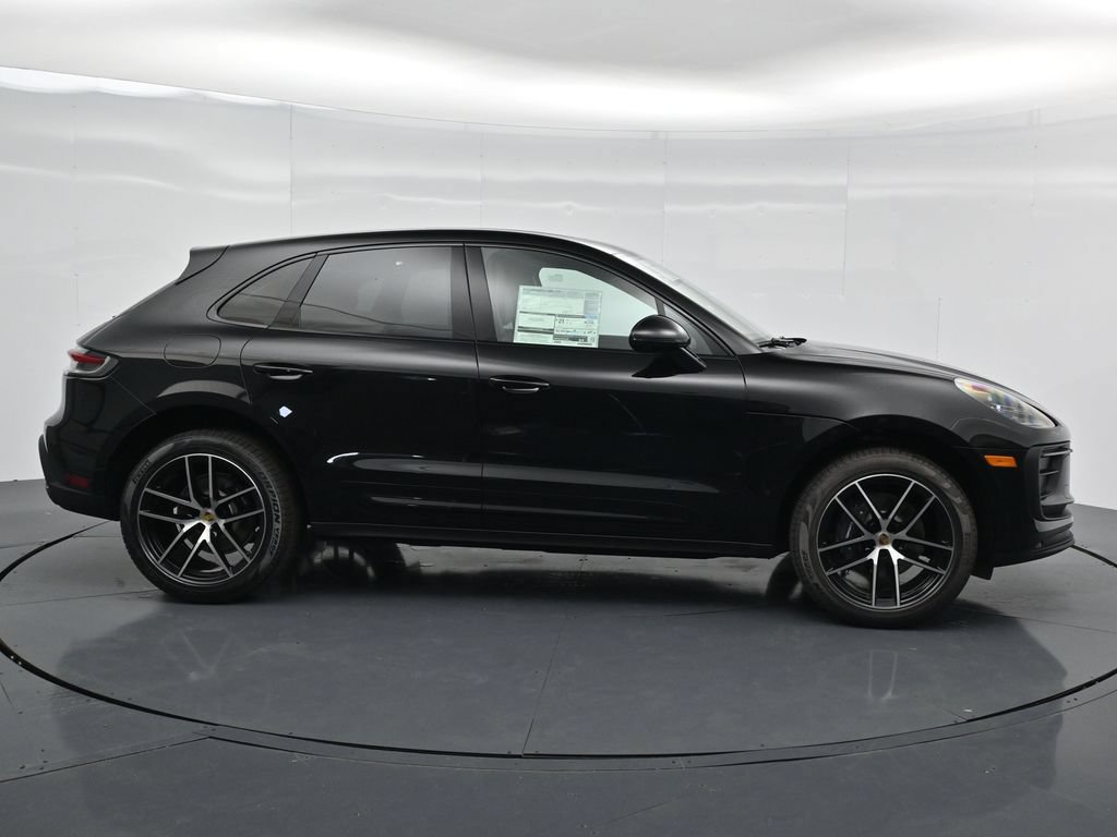 New 2026 Porsche Macan AWD/4WD image 8