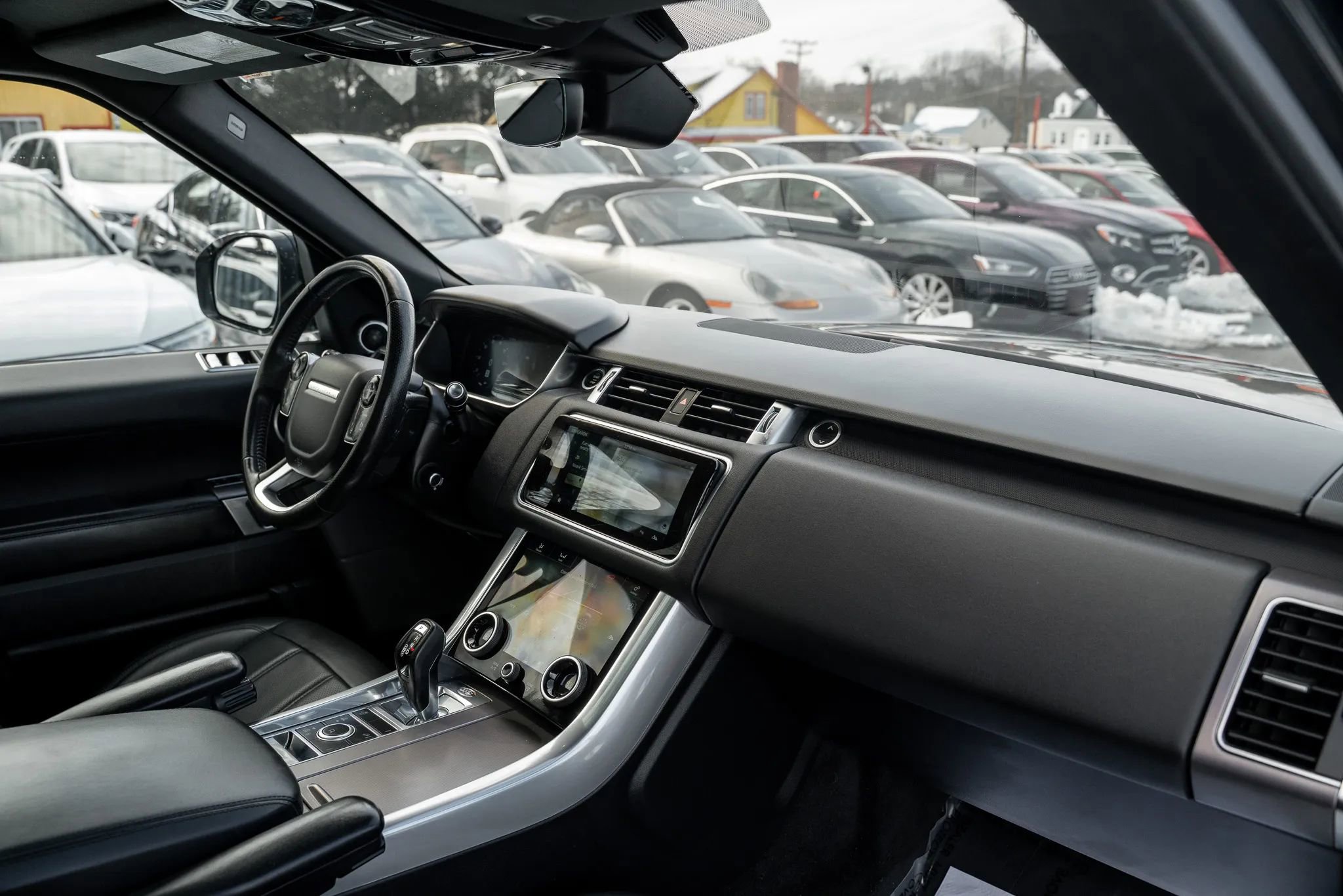 Used 2019 Land Rover Range Rover Sport HSE image 13