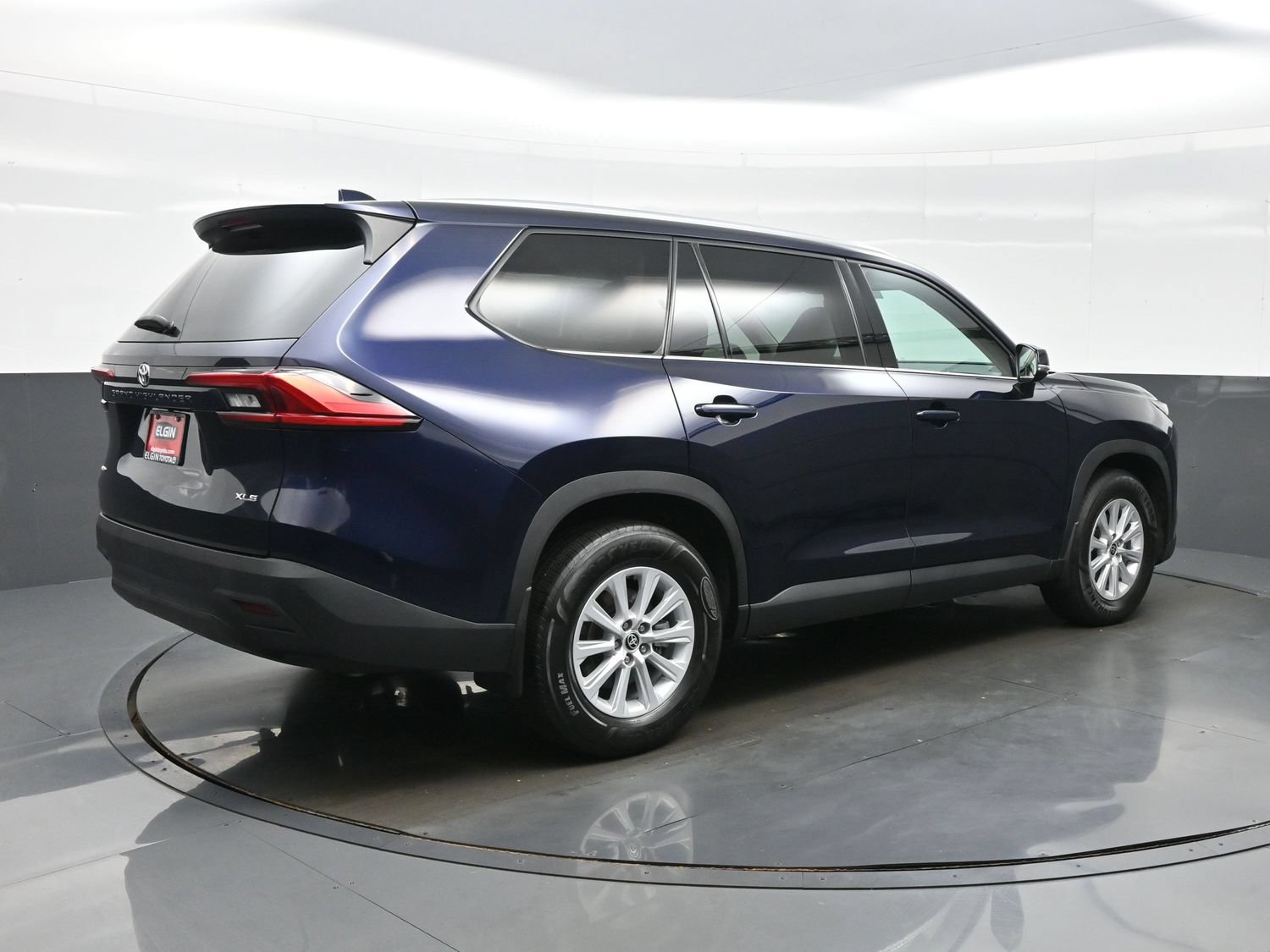 Used 2024 Toyota Grand Highlander AWD image 6