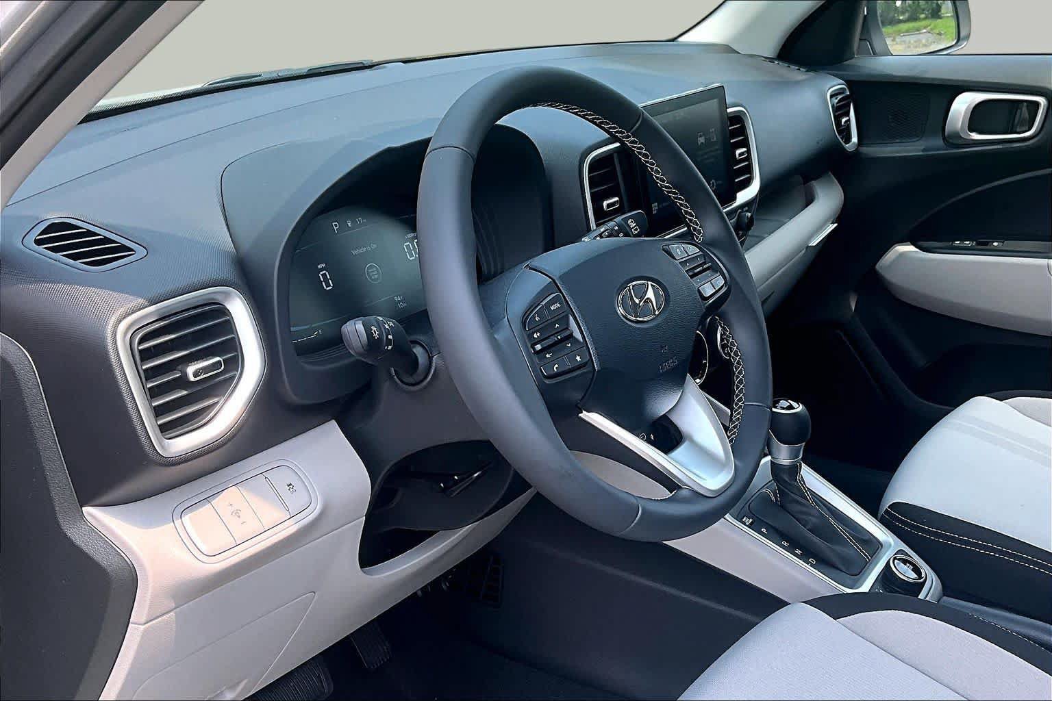 New 2026 Hyundai Venue SEL FWD image 10