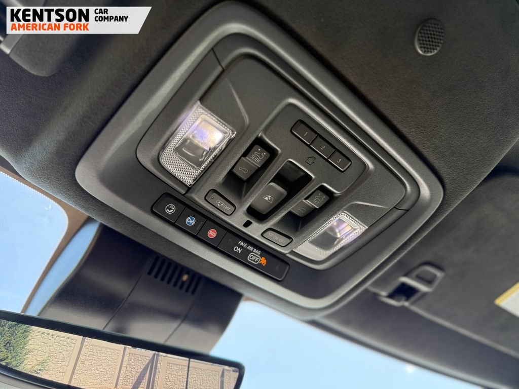 Used 2024 GMC Sierra 2500 AT4X w/ AT4X AEV Edition AWD/4WD image 26