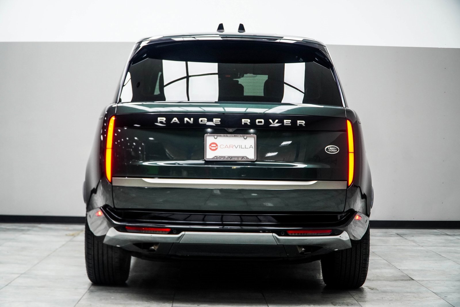 Used 2023 Land Rover Range Rover SE image 11