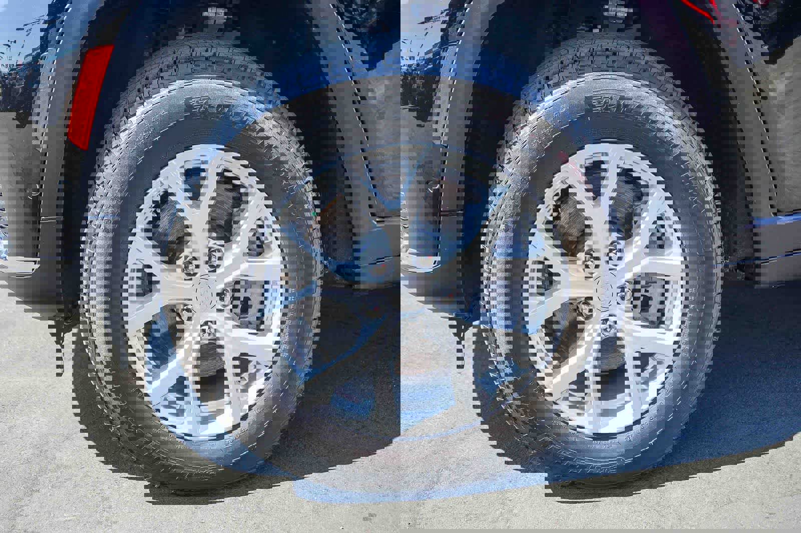 Used 2024 Jeep Grand Cherokee L Limited w/ Luxury Tech Group II image 9