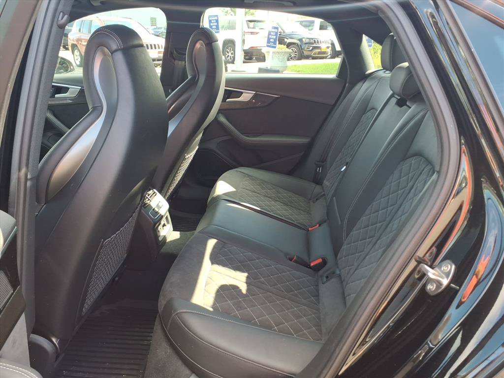 Used 2021 Audi S4 Premium Plus w/ Premium Plus Package AWD/4WD image 22