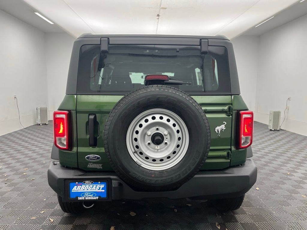 New 2025 Ford Bronco 4-Door image 8
