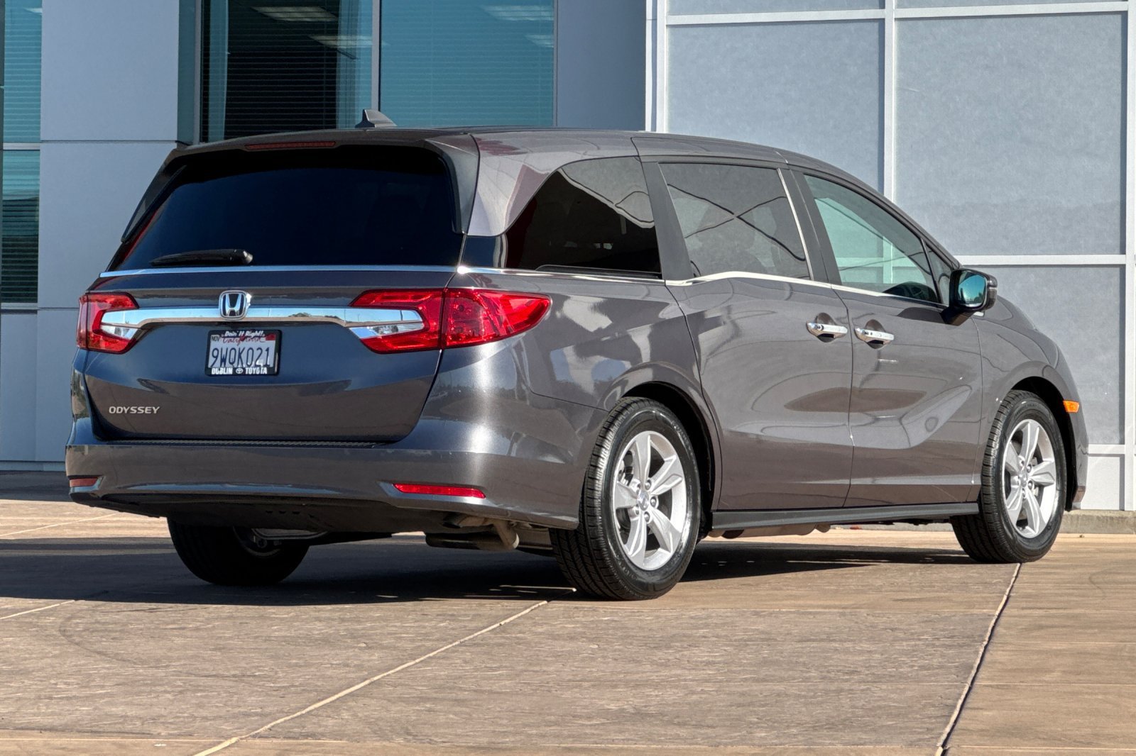Used 2020 Honda Odyssey EX image 4